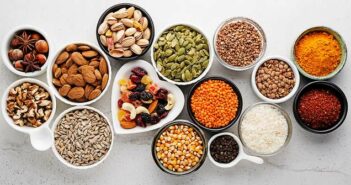 Superfood-Trend: Sind jetzt Gerstengras, Rotes Maca, Quinoa, Spirulina wertlos? ( Lizenzdoku: Shutterstock-nelea33 )