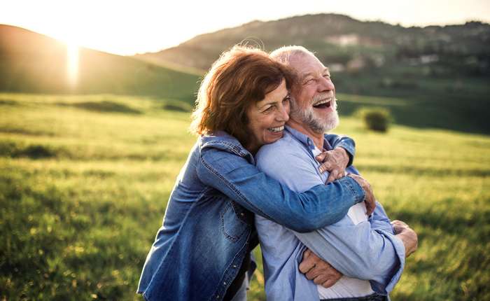 Wir teilen unser Leben mit vielen Menschen, die eine besondere Bedeutung für uns haben. ( Foto: Adobe Stock - Halfpoint )
