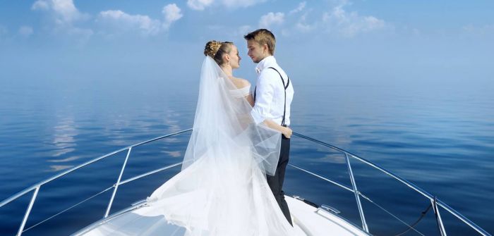 Hochzeit im Eis: Rechtsgültige Trauungen auf (Foto: AdobeStock - MNStudio 60312069)