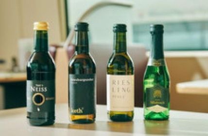 Deutsche Bahn und Weininstitut wählen neue Bordbistro-Weine ab (Foto: Deutsche Bahn)